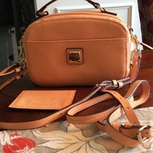 Dooney & Bourke Ambler in Apricot color.